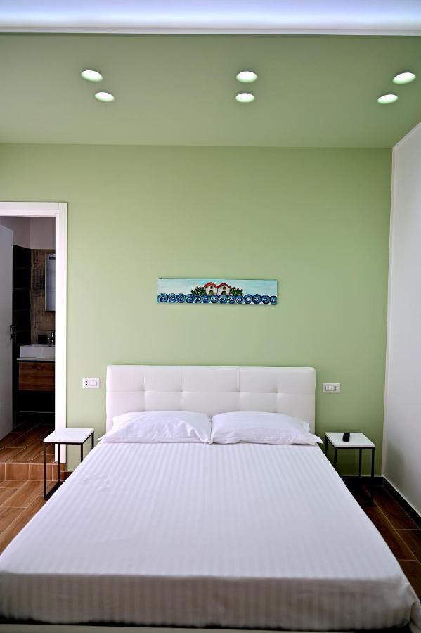 Kore Suites&Apartments Locri Kültér fotó